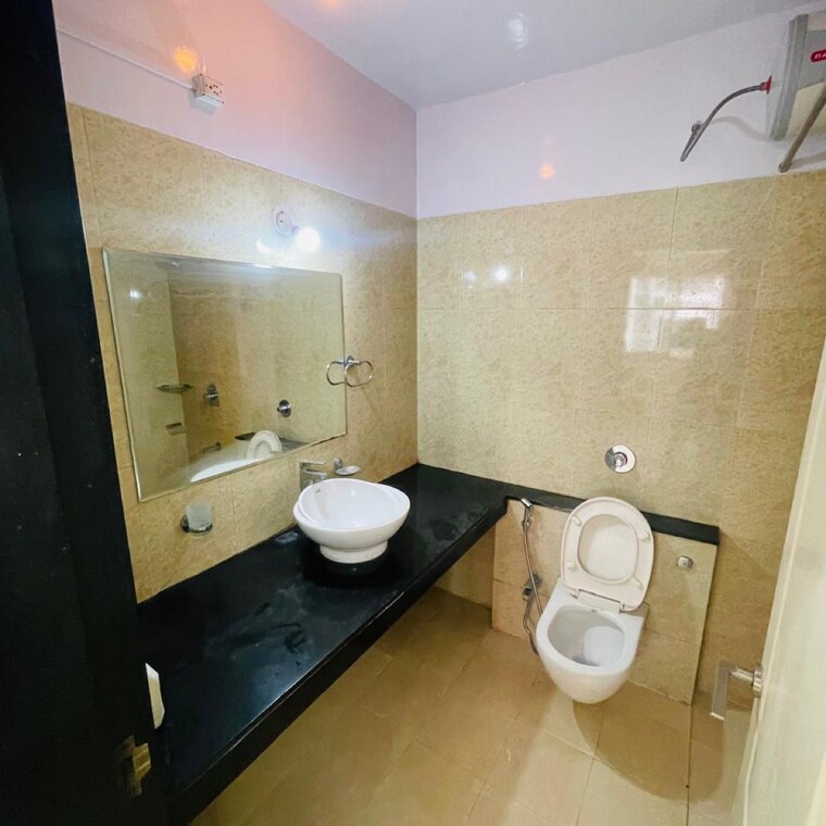 Bathroom, vascon-willows 3.5 Bedroom 2010 Sq.Ft. Apartment In Dasar Pune 9140716