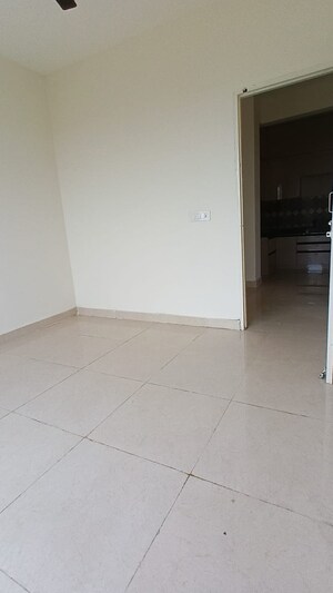 Room in 3 BHK Builder Floor at Sushant Lok 3, Sector 57 – for Sale