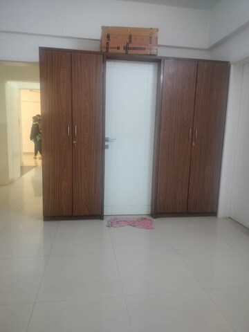 Room in 2 BHK Apartment at Arun Sane Orchid Towers, Baner – for Rent