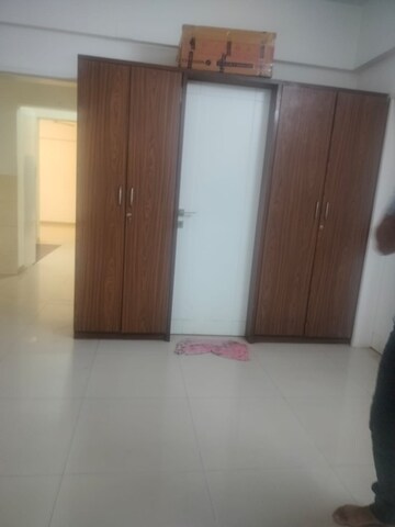 Room in 2 BHK Apartment at Arun Sane Orchid Towers, Baner – for Rent