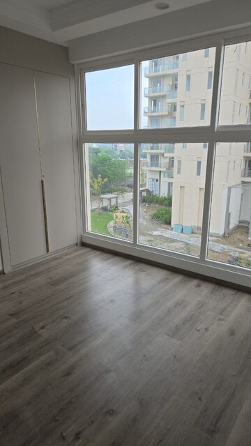 Room in 3 BHK Apartment at Ace Starlit, Sector 152 – for Rent
