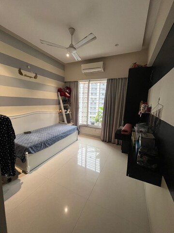 Room in 3 BHK Apartment at Ashar Residency, Pokhran Road No Two – for Sale