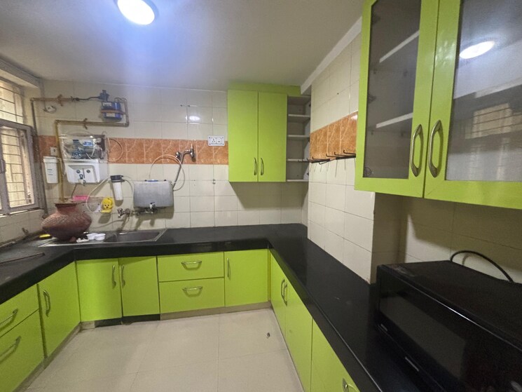 Kitchen, vasant kunj 3 Bedroom 1500 Sq.Ft. Apartment In Vasant Kunj Delhi 9140773