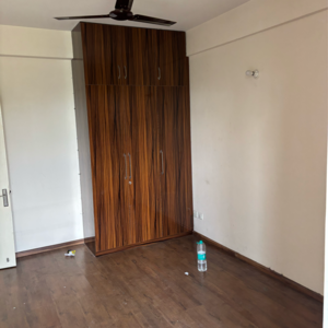Room in 3 BHK Apartment at Wave Executive Floors, Bayana – for Sale