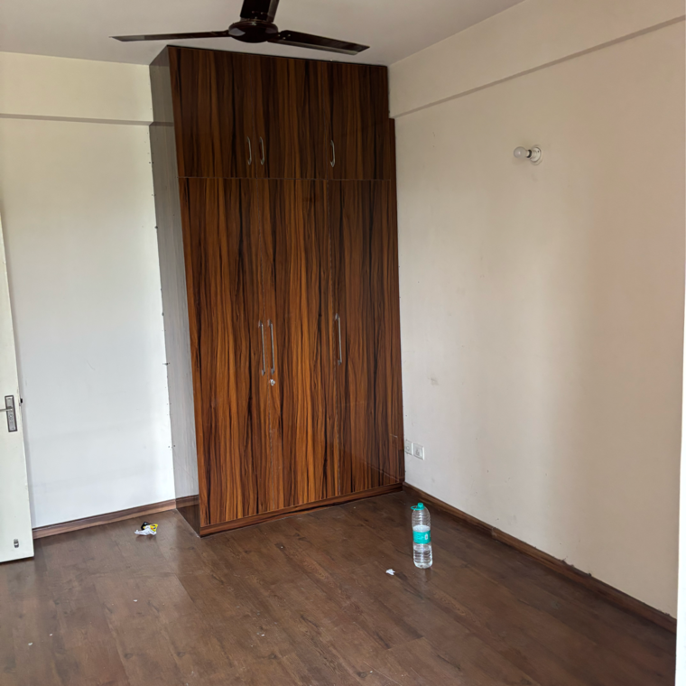 Room, wave-executive-floors 3 Bedroom 1129 Sq.Ft. Apartment In Bayana Ghaziabad 9140821