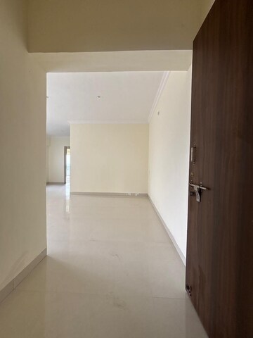 Room in 2 BHK Apartment at Kohinoor S3 Lifestyle, Pimple Saudagar – for Sale