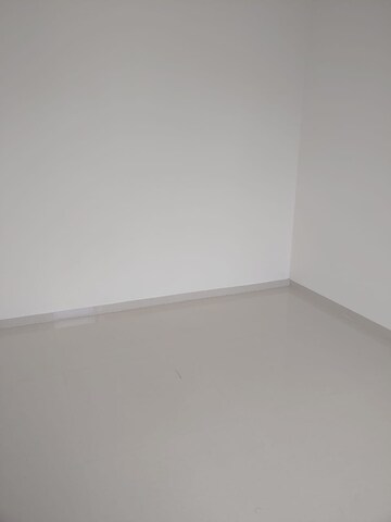 Room in 3 BHK Apartment at Blue 27th Avenue, Bavdhan – for Rent