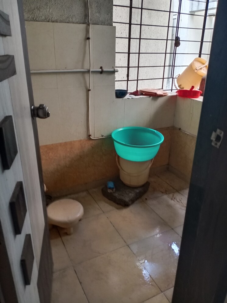 Bathroom, goel-ganga-bhagyoday 2 Bedroom 1100 Sq.Ft. Apartment In Sinhagad Pune 9140842