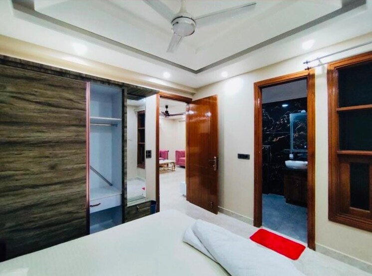 Room, vasant kunj 3 Bedroom 1350 Sq.Ft. Builder Floor In Vasant Kunj Delhi 9140994