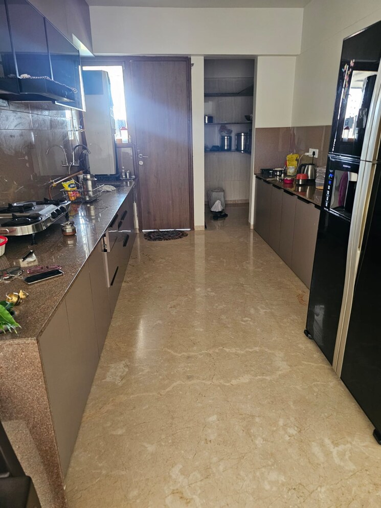 Kitchen, science city 4 Bedroom 2900 Sq.Ft. Apartment In Science City Ahmedabad 9141059