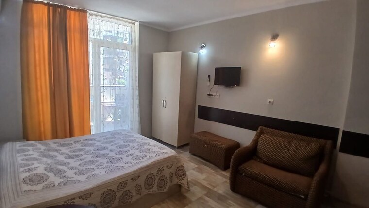 Living Room, surajmal vihar 4 Bedroom 220 Sq.Yd. Builder Floor In Surajmal Vihar Delhi 9141131