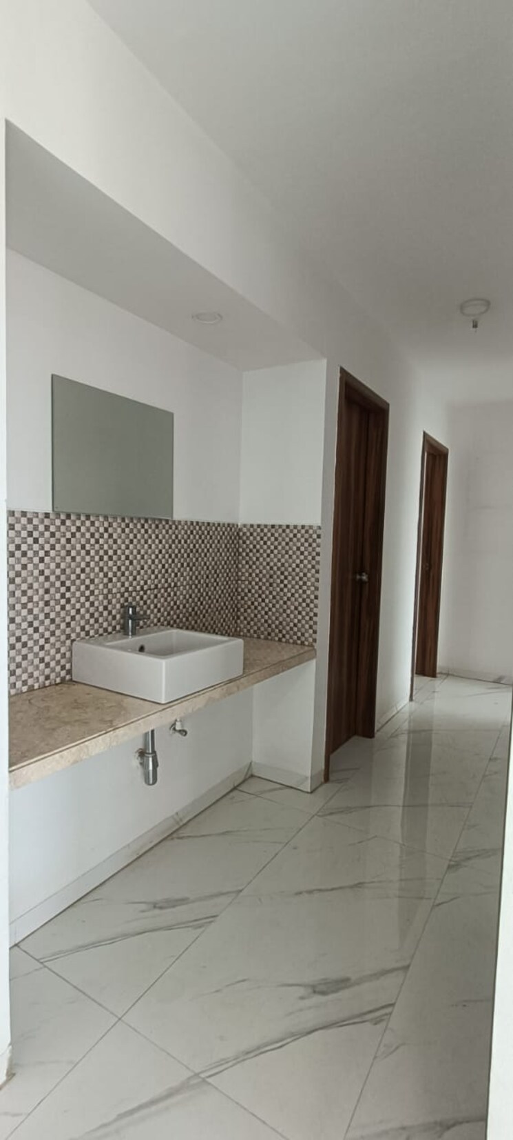 Bathroom, pride-purple-park-xpress 3 Bedroom 1109 Sq.Ft. Apartment In Baner Pune 9141324