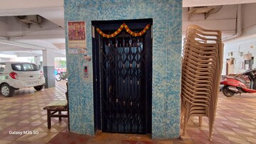 Lift in 2 BHK Apartment at A S Rao Nagar – for Sale