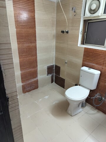 Bathroom in 3 BHK Apartment at Amrapali Crystal Homes, Sector 76 – for Rent