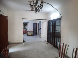  5 BHK Apartment at Sarita Vihar – for Sale