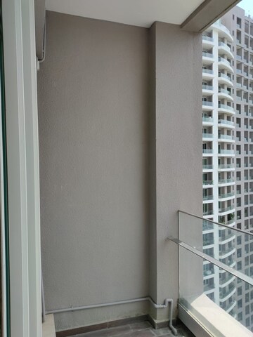 Building Lobby in 4 BHK Apartment at Windsor Tower, Andheri West – for Rent