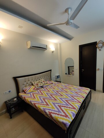 2 BHK Apartment For Rent in Maple Heights, Sector 43