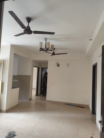 Room in 2.5 BHK Apartment at Gardenia Gateway, Sector 75 – for Rent