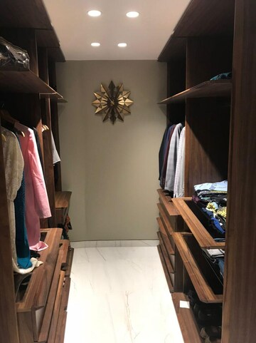 Furnished Amenities in 3 BHK Apartment at Runwal Elegante, Andheri West – for Rent