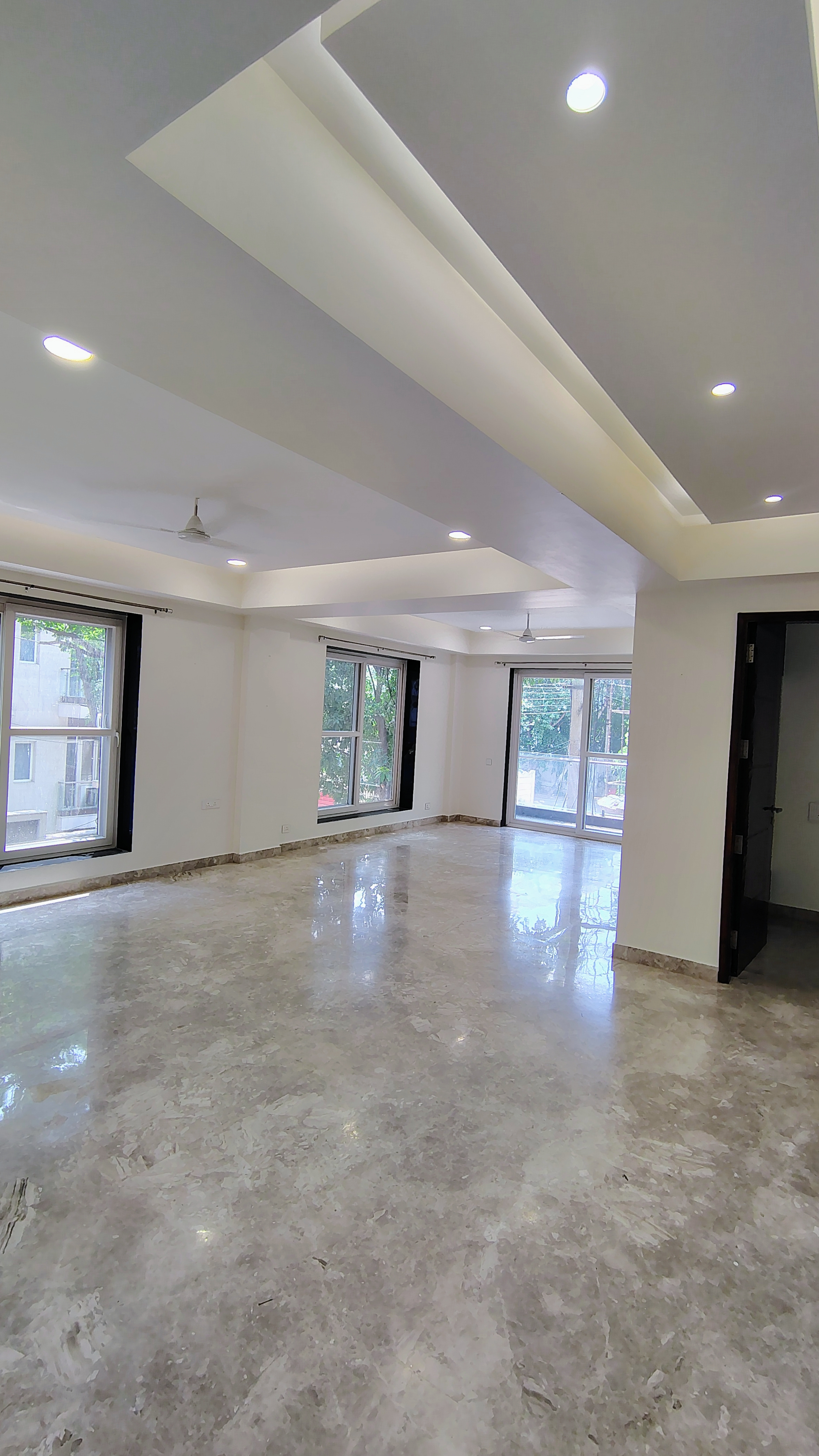 3 BHK + Pooja Room 2844 Sq.Ft. Builder Floor in Super Mart 1