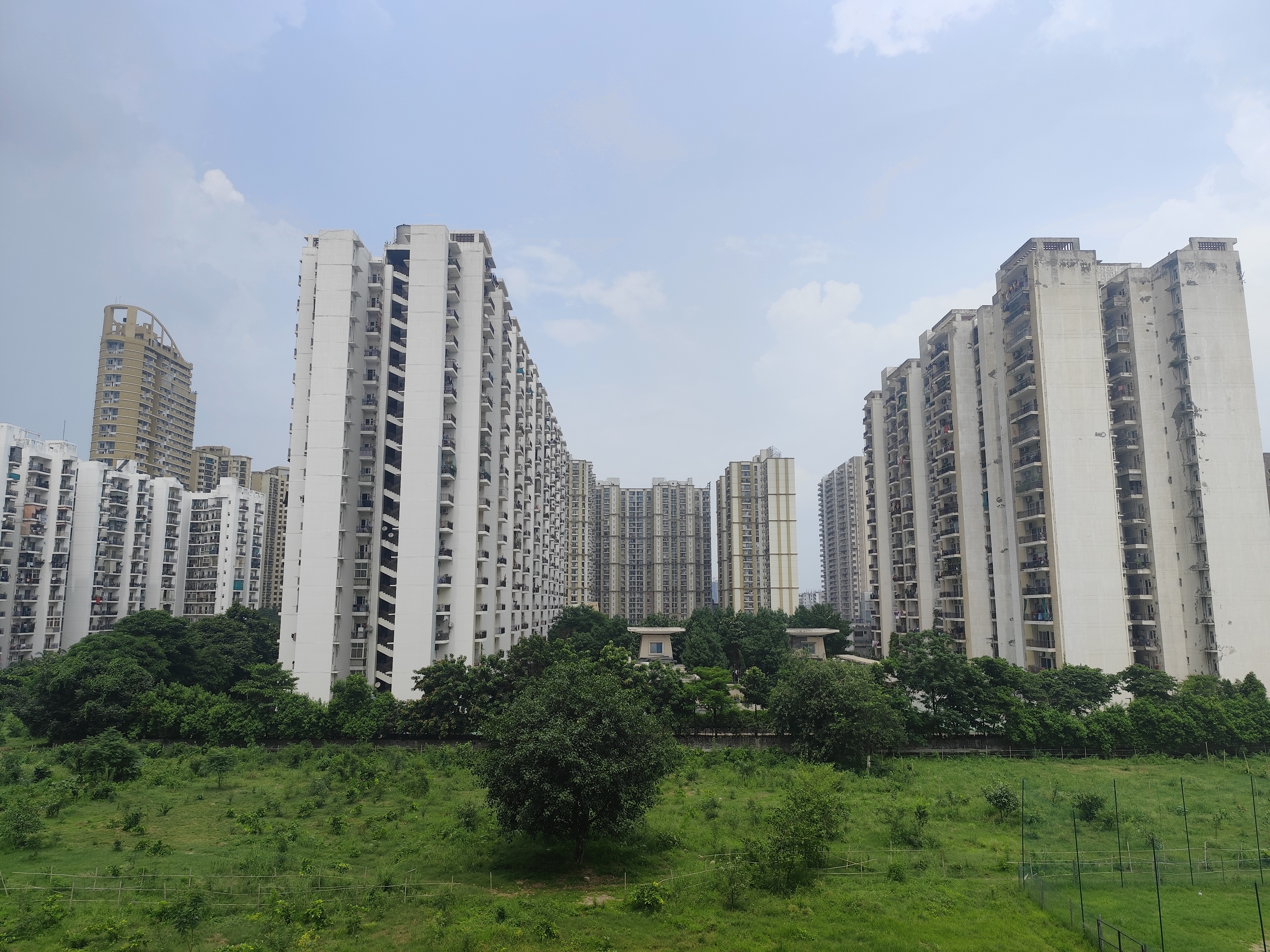 3 BHK Apartment For Rent in Gardenia Gateway