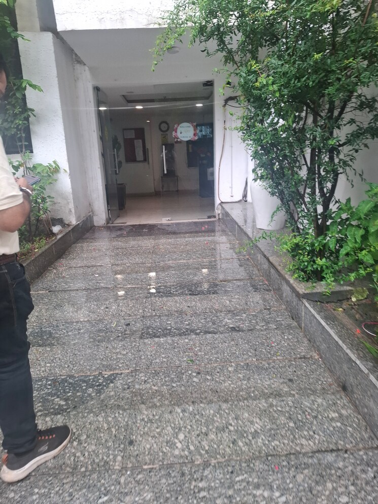 Exterior View, amrapali-crystal-homes 3 Bedroom 1700 Sq.Ft. Apartment In Sector 76 Noida 9141473