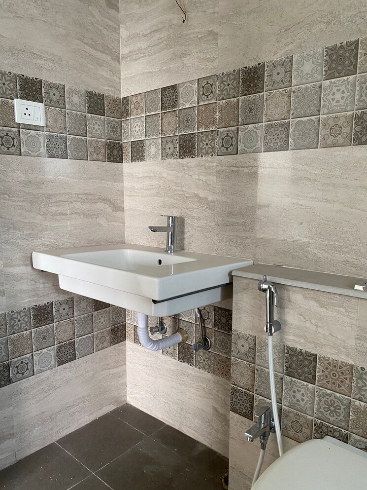 Bathroom, merlin-elita-garden-vista-phase-2 2 Bedroom 1209 Sq.Ft. Apartment In New Town Kolkata 9141527