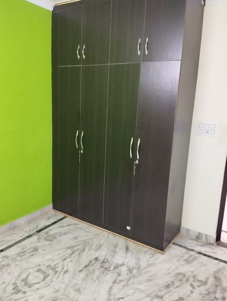 undefined, vipin garden 2 Bedroom 60 Acre Builder Floor In Vipin Garden Delhi 9141544