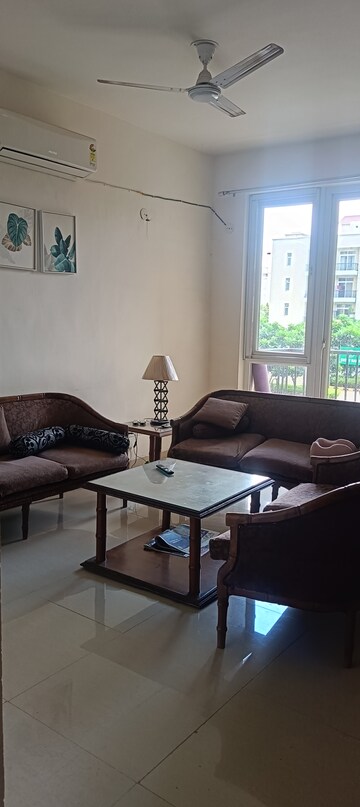 Living Room in 3.5 BHK Apartment at Emaar Emerald Estate, Sector 65 – for Rent