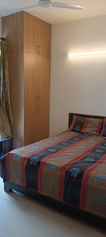 Bedroom in 3.5 BHK Apartment at Emaar Emerald Estate, Sector 65 – for Rent
