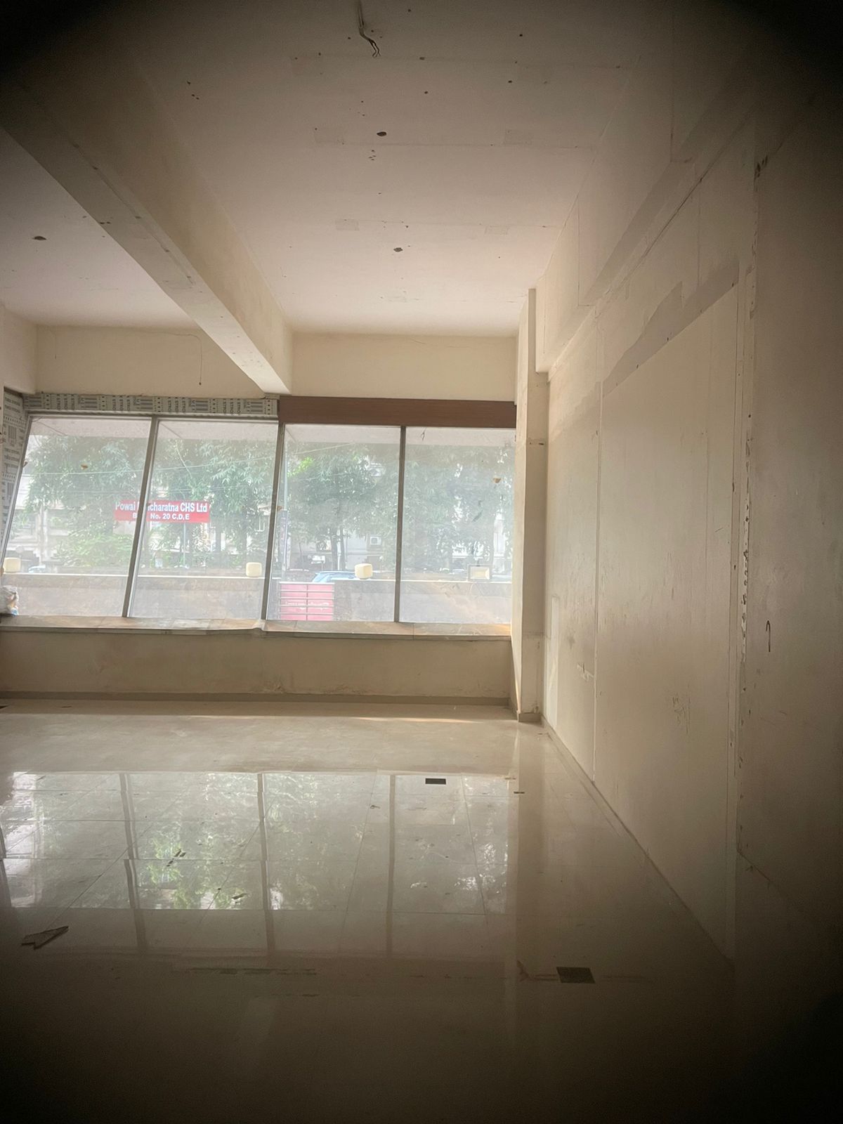 Retail Shop For Rent in Heera Panna Shopping Centre