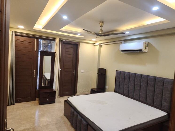 Bedroom, dlf phase i 3 Bedroom 200 Sq.Yd. Builder Floor In Dlf Phase I Gurgaon 9141571