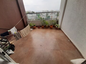 Room in 2 BHK Apartment at Mohite Paradise G, Anand Nagar – for Sale