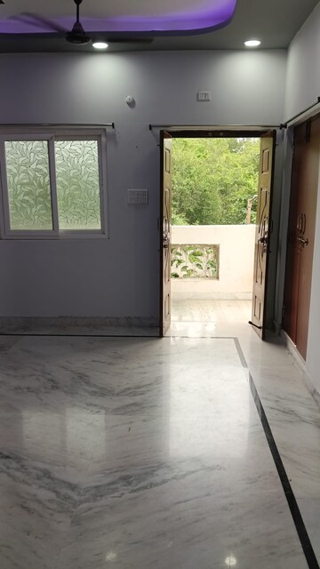 Room in 2 BHK Apartment at Banjara Hills – for Rent
