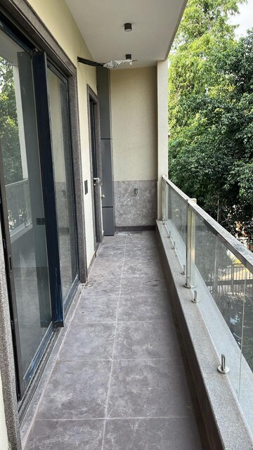 Balcony in 3 BHK Builder Floor at M3M Atrium, Sector 57 – for Rent