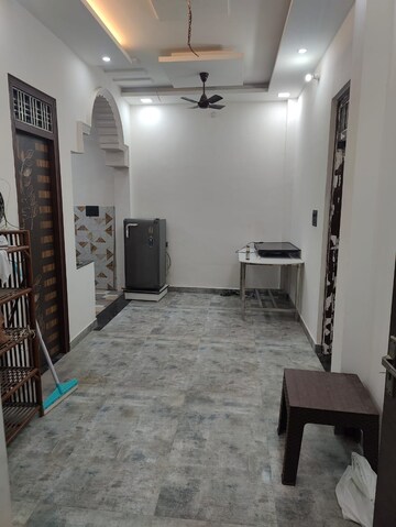 Bedroom in 2 BHK Independent House at Arjunganj – for Rent