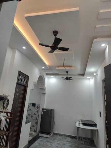 Furnished Amenities in 2 BHK Independent House at Arjunganj – for Rent