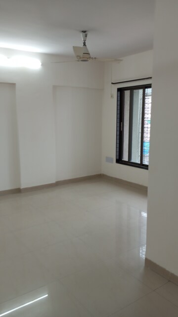 Room in 2 BHK Apartment at Nirlac Solitaire Tower, Manpada – for Sale