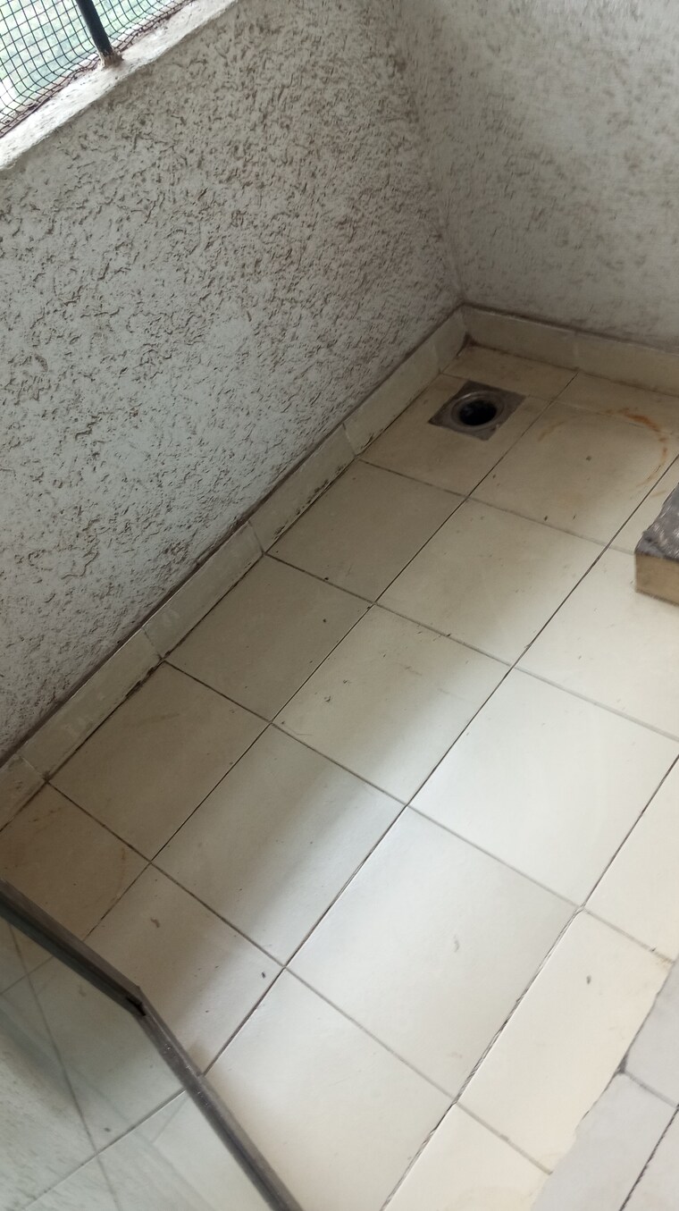 Bathroom, nirlac-solitaire-tower 2 Bedroom 700 Sq.Ft. Apartment In Manpada Thane 9141744