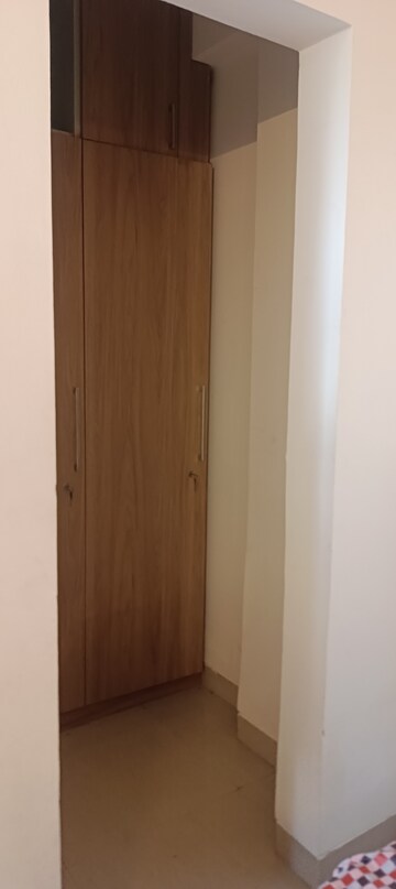 Building Lobby in 3 BHK Apartment at Emaar Emerald Estate, Sector 65 – for Rent