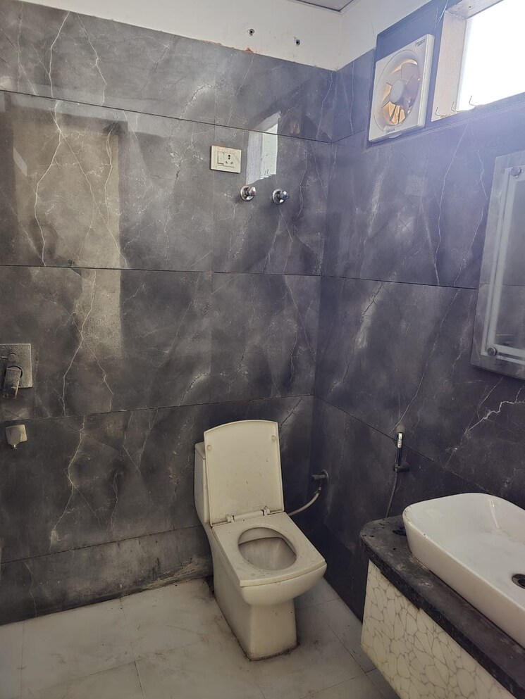 Other, niti khand i 3 Bedroom 1800 Sq.Ft. Apartment In Niti Khand I Ghaziabad 9142059