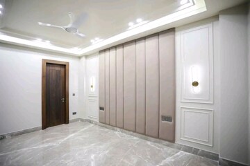 Room in 2 BHK Apartment at Gulmohar Heritage Phase I, Nalasopara West – for Sale