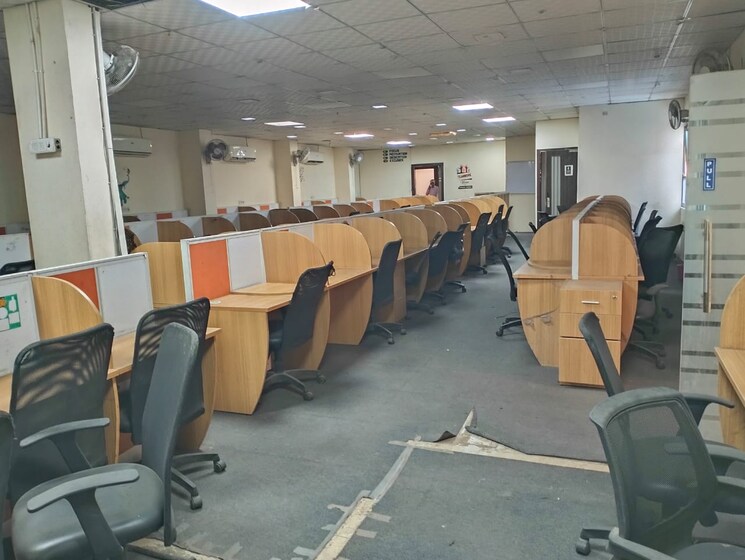 Team Area, sector 58 Commercial Office Space 3000 Sq.Ft. In Sector 58 Noida 9142041
