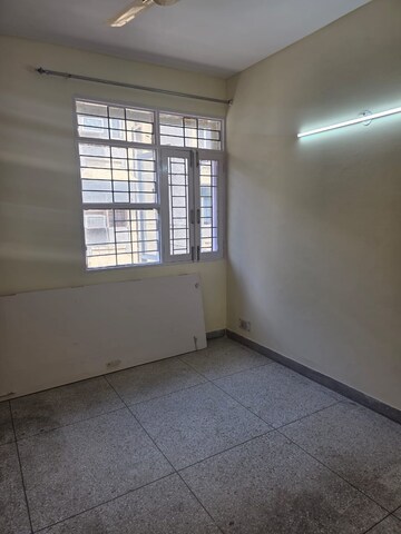 Room in 2 BHK Independent House at Swarnjayanti Rail Nagar, Sector 50 – for Rent