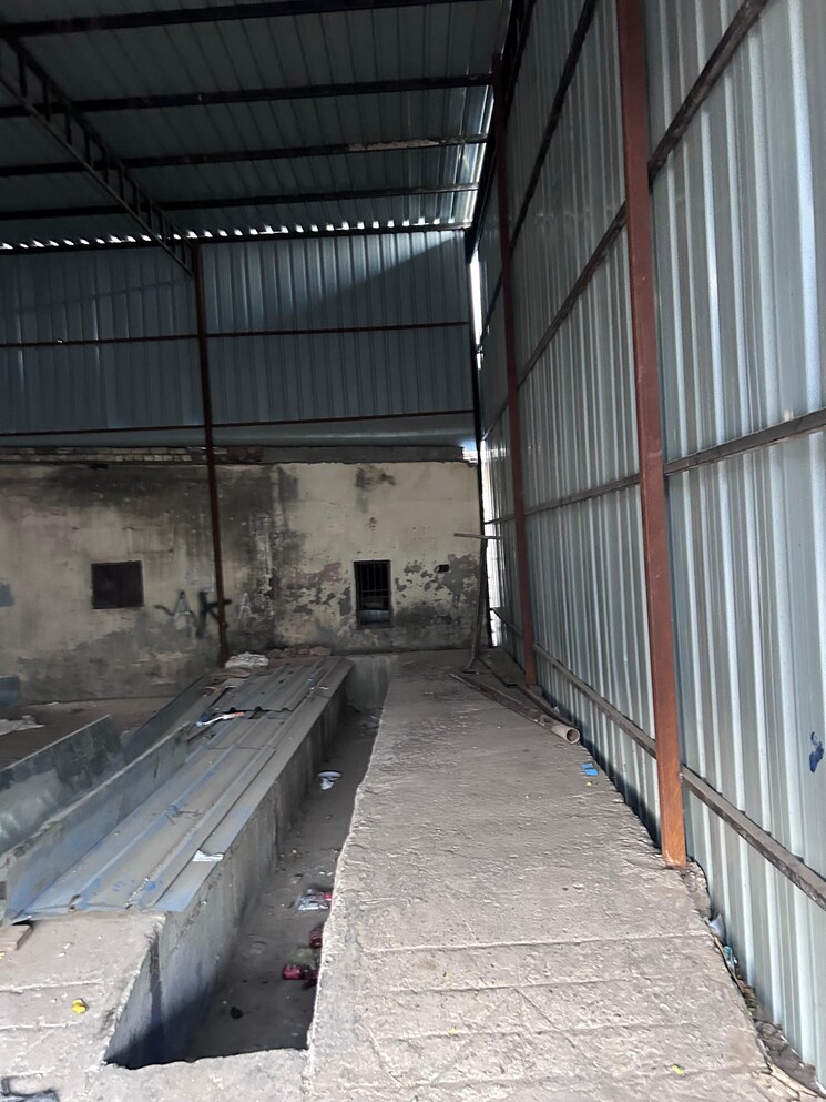 Balcony, greater mohali Commercial Warehouse 1000 Sq.Yd. In Greater Mohali Mohali 9142069