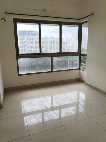 Master Bedroom in 2 BHK Apartment at Triumph Omkareshwar CHS, Borivali East – for Rent