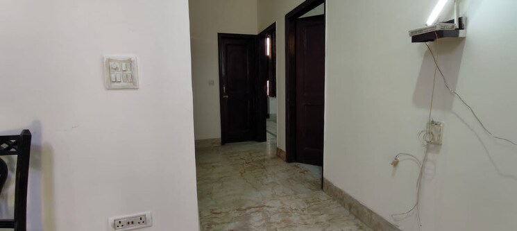 Room, sector 21d 3 Bedroom 2250 Sq.Ft. Builder Floor In Sector 21d Faridabad 9142099