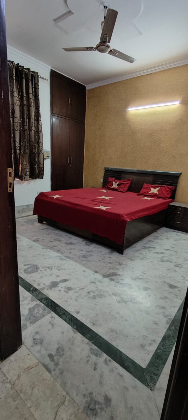 Bedroom, sector 21d 3 Bedroom 2250 Sq.Ft. Builder Floor In Sector 21d Faridabad 9142099