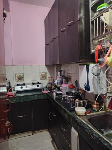 Furnished Amenities in 1 BHK Builder Floor at Vaishali Sector 5 – for Rent