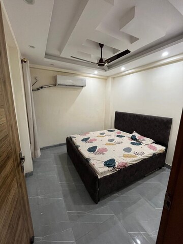 3 BHK Builder Floor For Rent in Chattarpur